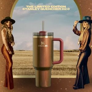 IN HAND - Stanley Lainey Wilson Limited Edition Gold Quencher Tumbler H2…